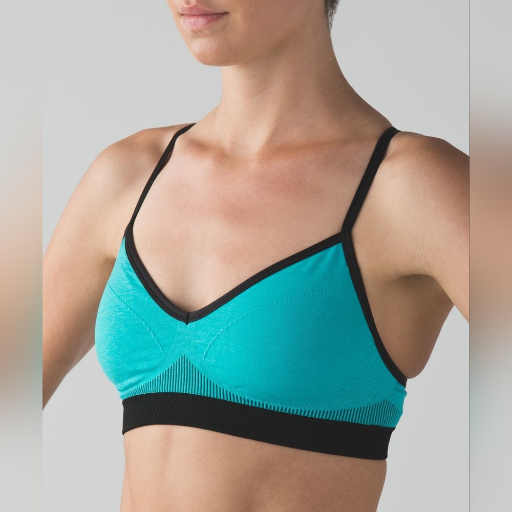 Lululemon Hold Your Om Seamless Sports Bra II Heathered Peacock Blue Size 2